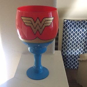 Wonder Woman glass 40oz cup